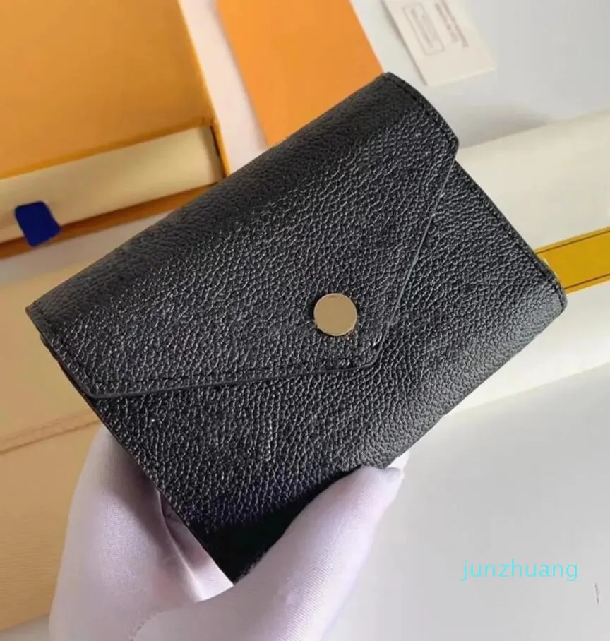 55 Colors Luxurys Designers Wallets Purse Fashion Short Victorine Wallet Embossed Monograms Empreinte Classic Pallas Card Holder Zippy Coin Purses 1