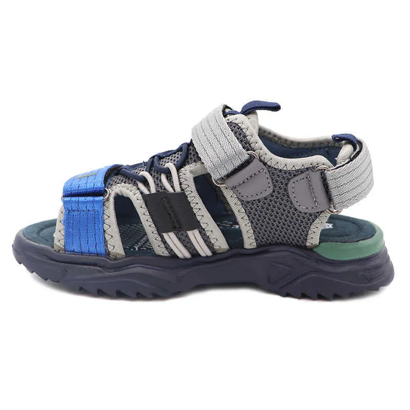 Sandaler Summer Children's Shoes Brand Open-Toed Beach Boy Orthopedic bekväma Pig Leather Sports Boys Sandaler