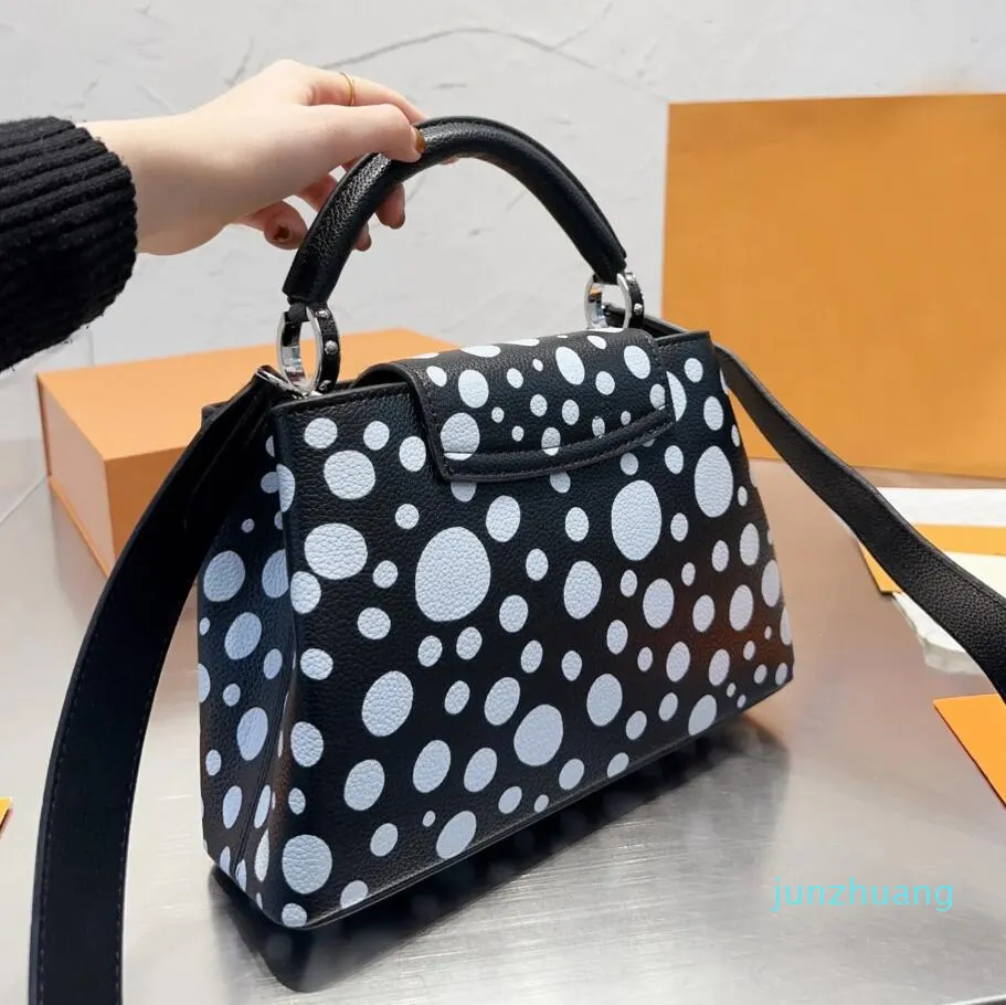89 Designer Bag Fashion Vintage Polka Dot Print M￶nster Tote Kvinnor stor kapacitet Multicolor Single Shoulder Handv￤ska