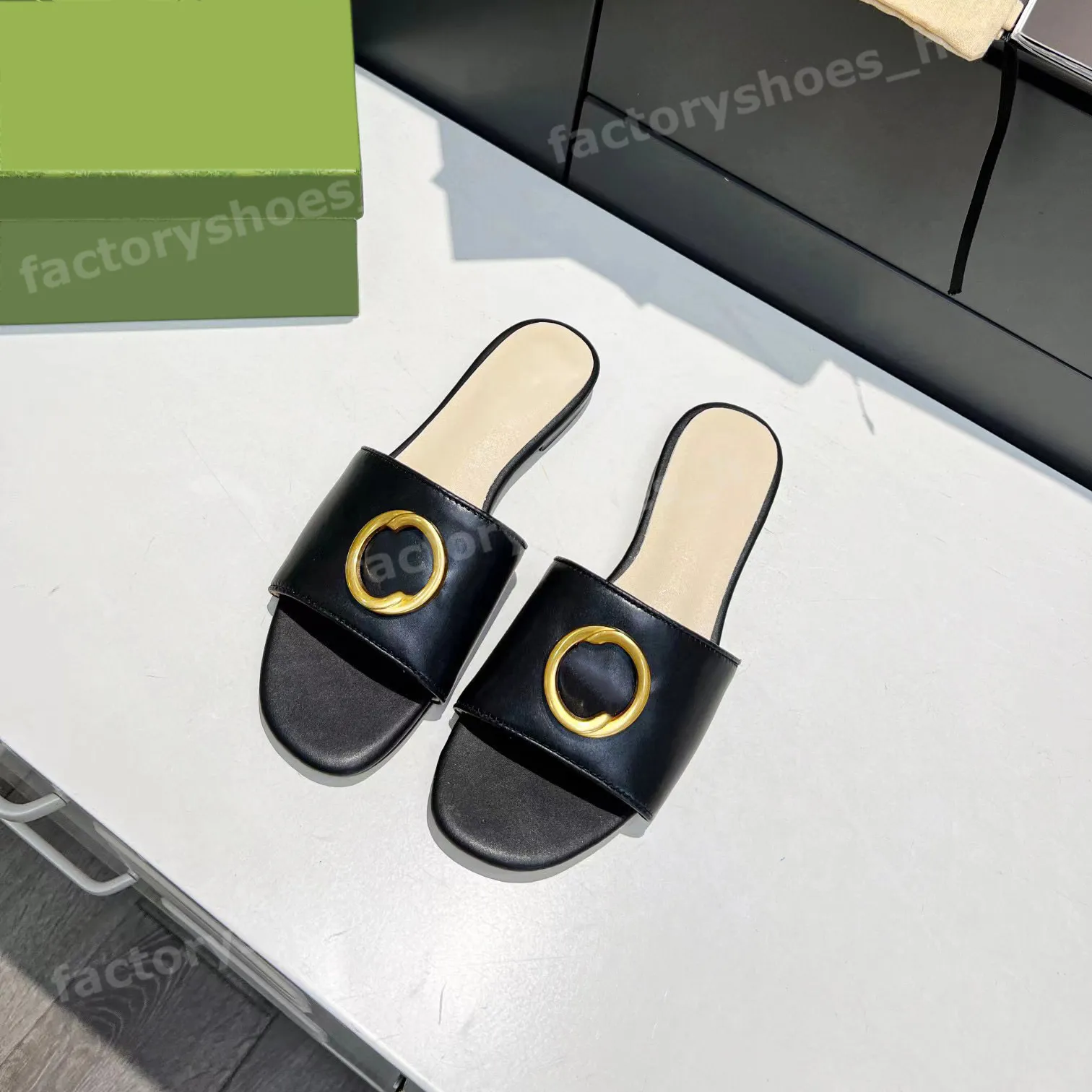 Designer Slipper Women Flat Slipper Soft Leather Sandals Metal Buckle Sandal Rubber Sole Slides Ladies Summer Beach Flip Flops Size 35-42