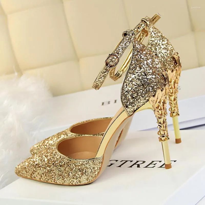 Sapatos de vestido mulheres saltos baixos sandálias 7,5 cm de 9,5cm de altura Evento de festas de noiva de casamento tornozelo tira steletto glitter ouro