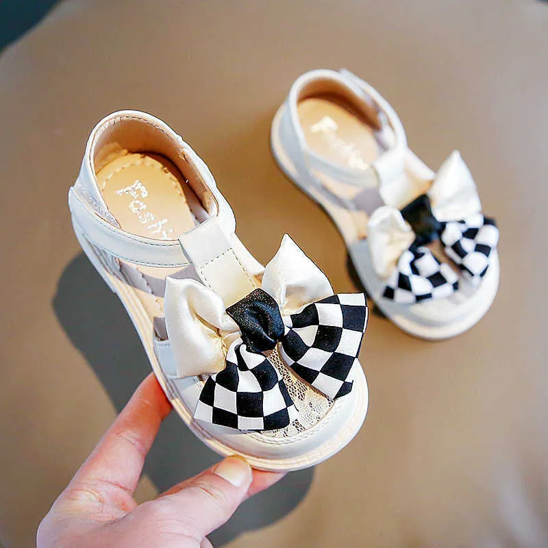 Verão Novo Kids Fashion Fashion Coreano Girls Pu Round-Toe Cobertados Sandals versáteis rendas casuais lindas respiráveis