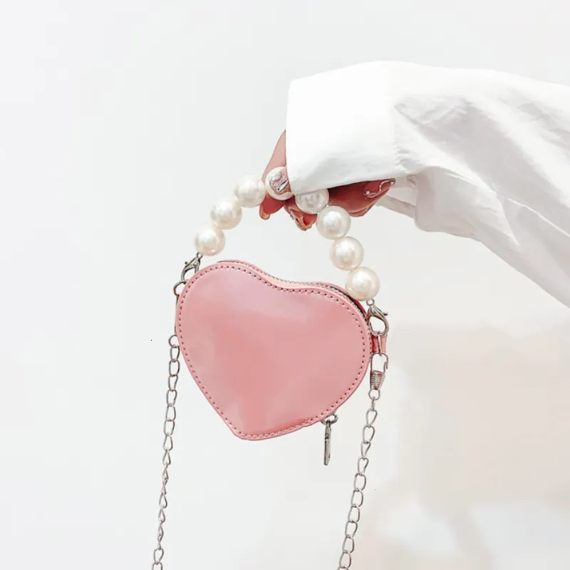 Evening Bags Simple Heart Shape Design Women Small Handbag Fashion Pearl Handle Female Messenger Bag Portable Chains Ladies Shoulder 230203