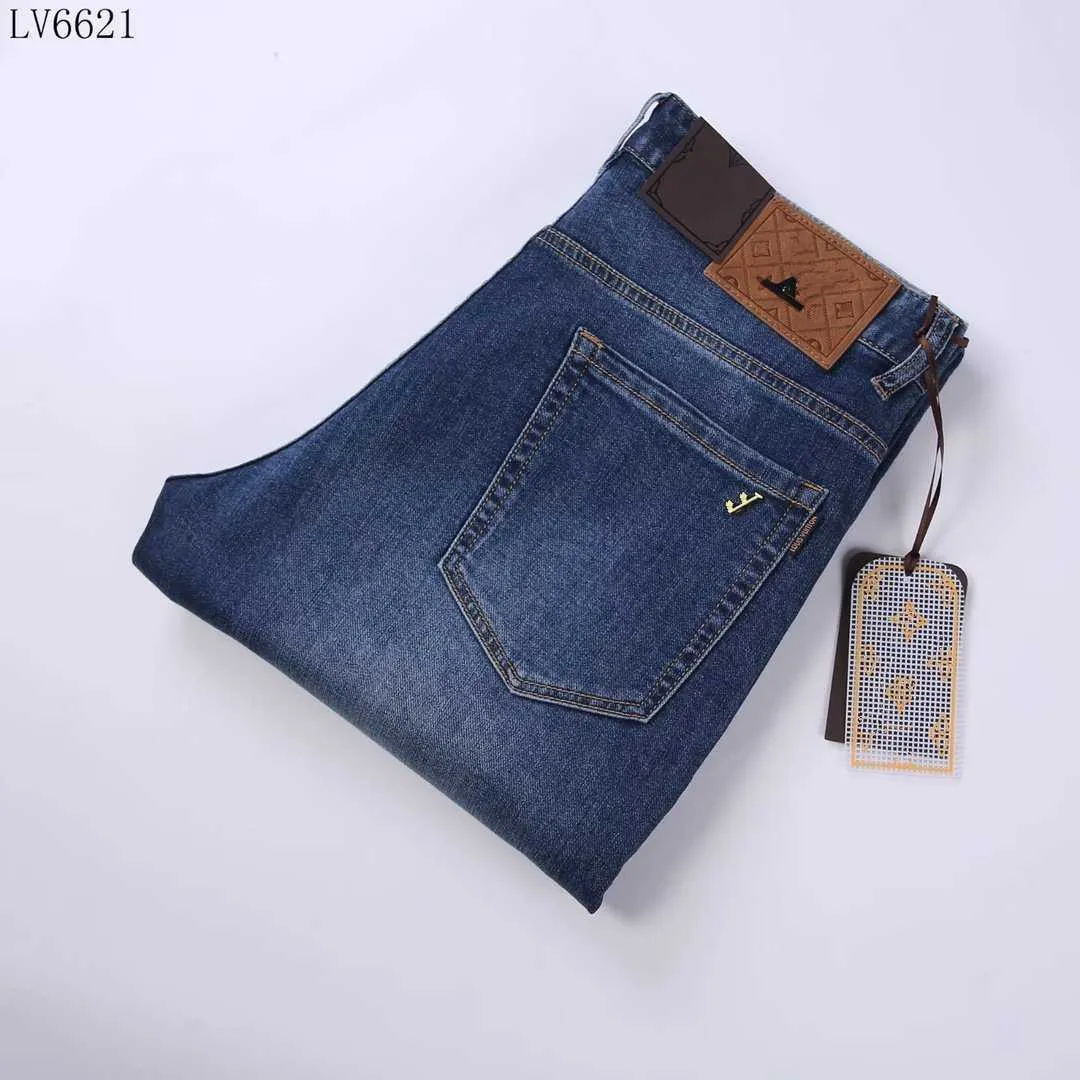 V 2023 Męskie dżinsy dżinsy marka luksusowy projektant Hot Pants High Street proste dżinsy Błękitne dżinie
