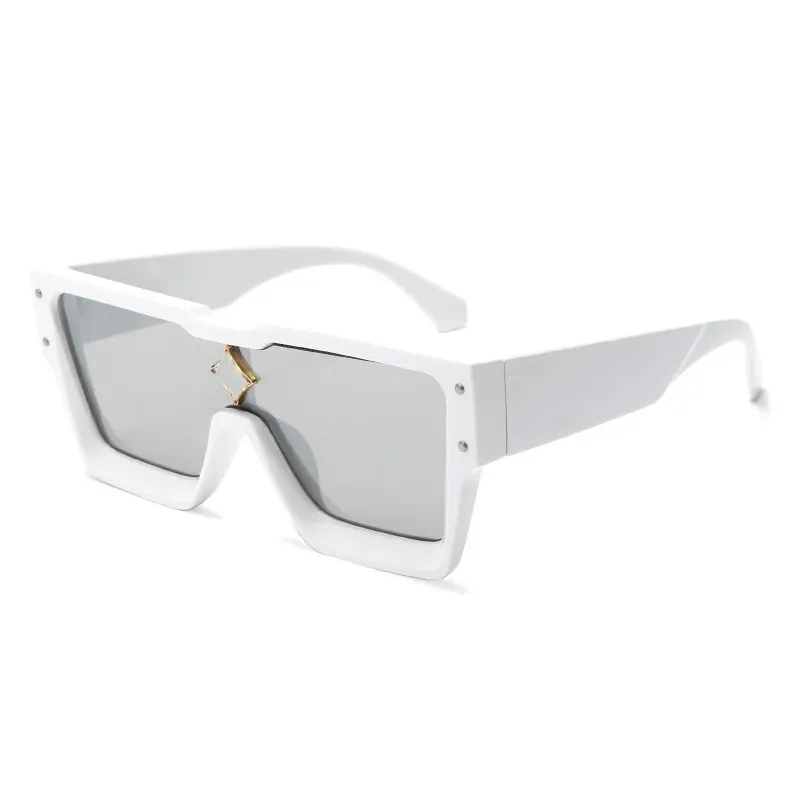 Óculos de sol de grife para homens e homens Modelo de moda Modelo Especial UV 400 Proteção Double Beam Frame Frame ao ar livre Design de projetos de liga de sol do ciclone de solas1547