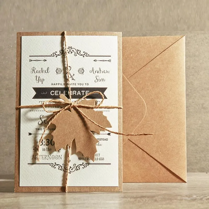 Cartões de felicitações 50 PCs lote de casamentos chuveiro de noiva Festa de aniversário do bebê Khaki Convite com envelope