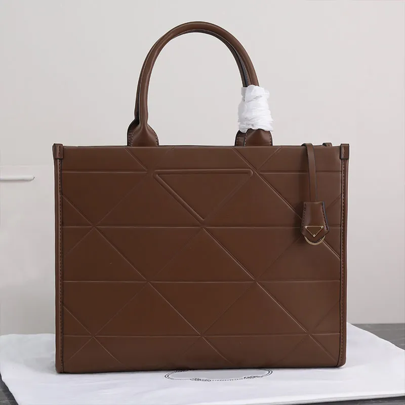 Tote Handbag Shopping Bags Women Handbags Purse Large Capacity Bag Cowhide Leather Interior Zip Pocket Triangle pattern Fashion Letter