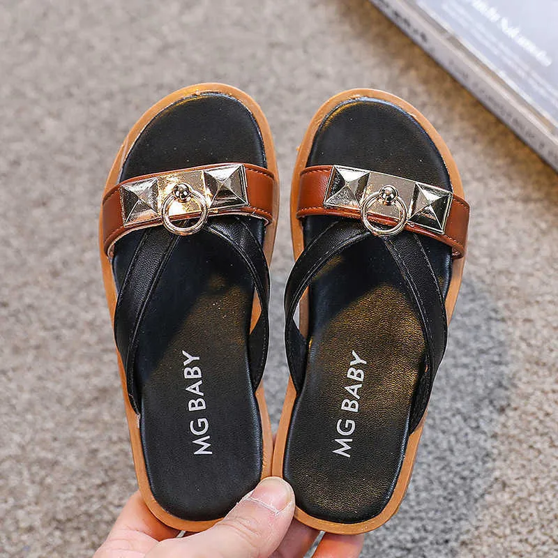 Slipper 2022 Summer New Style Kids Drag Pin Foot Vacation Beach Wear Girls Flat Sandals and Slippers Sequins Non-slip Hot for Children 0203