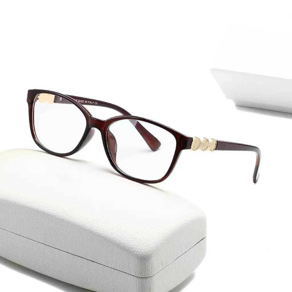 Czarne okulary przeciwsłoneczne Mężczyźni Versage Woman Sunglass Brown Clear Soczewki Zajęcia Głowa Dekorat okulary do mody Process Designer Designer Gulasses