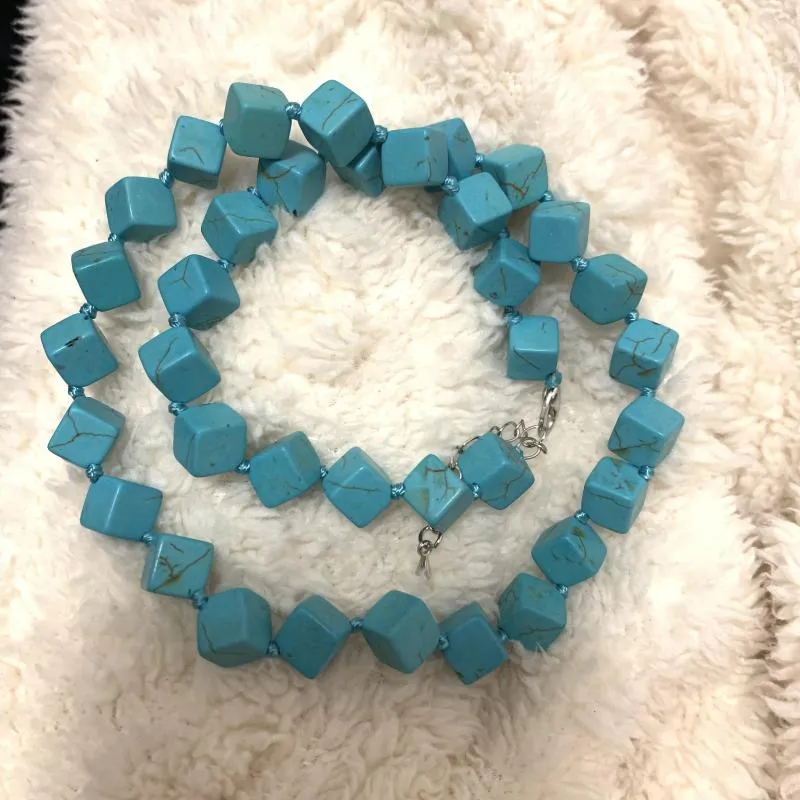 Choker 2023 Fashion Arrival Chain On The Neck Jewelry Turquoises Necklace Retro Rhombus Round Geometric Holiday Wholesale