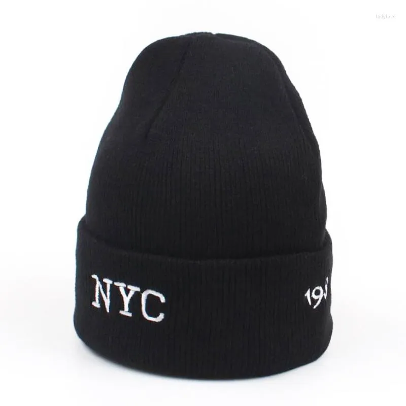 Berets NYC Embroidery 1987 Letter Beanies Hat Man Woman Cotton Fashion Winter Warm Cap Knit Outdoor Ski Cycling Hats