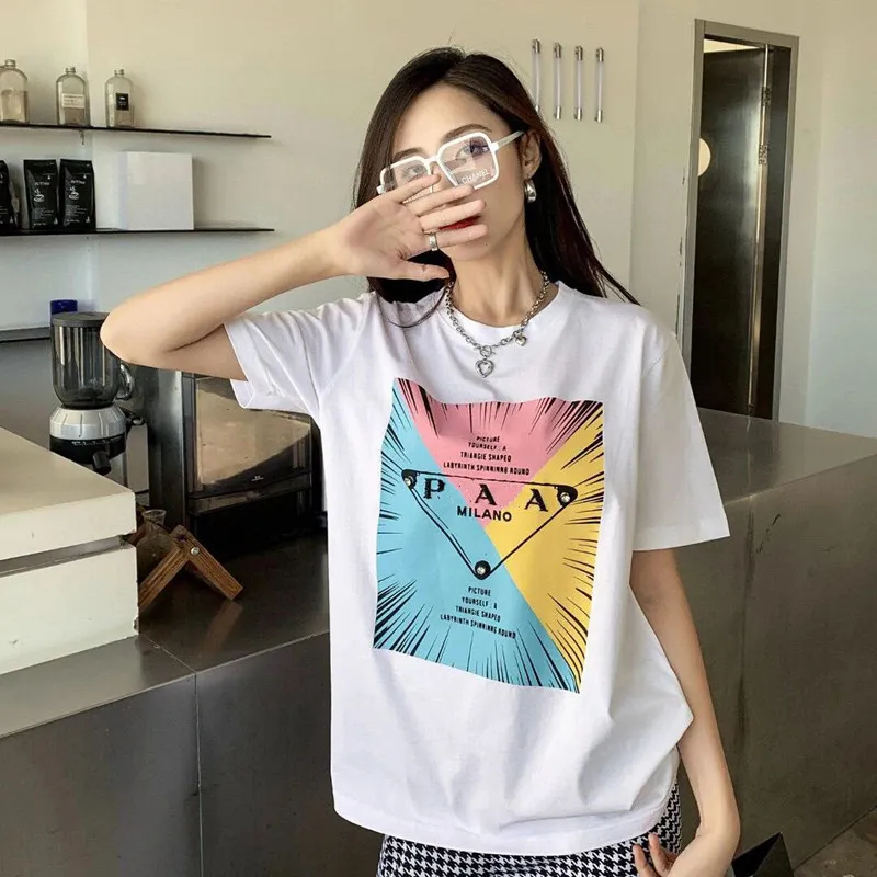 2024SS Designers Maglietta da uomo Abbigliamento da donna in bianco e nero Marche famose T-shirt da donna a maniche corte casual Hip Hop Streetwear Magliette Designer T-shirt