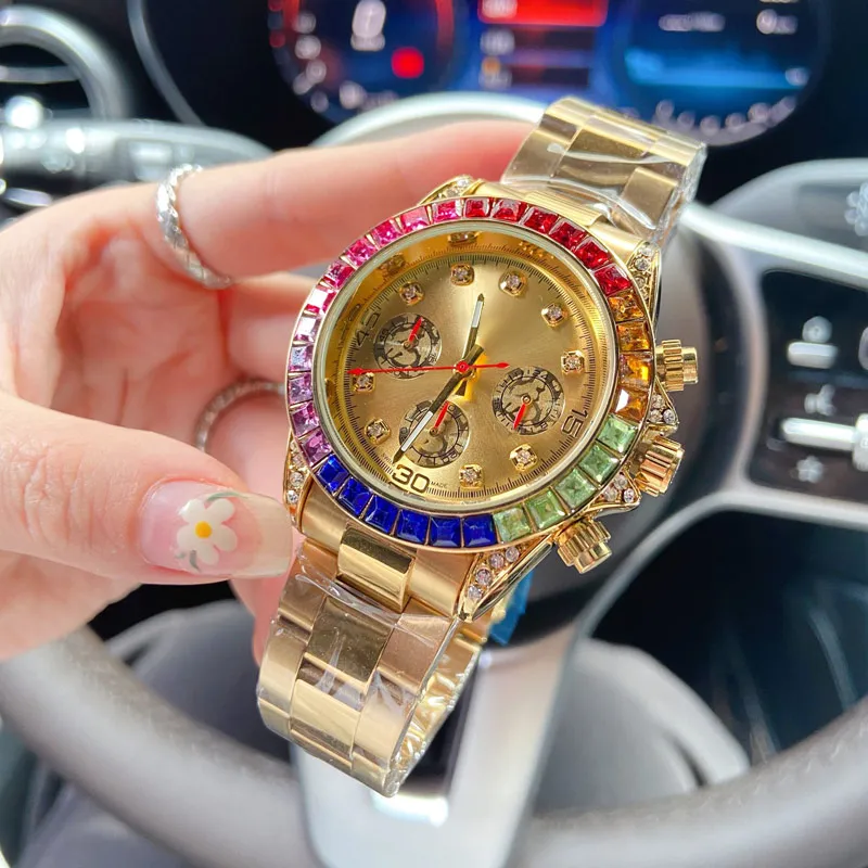 رجال الأعمال الفاخرة رجال مشاهدة Rhinestone Diamond Chronograph Designer Wristwatches Top Brand Stainnable Steel Band Watches Classic for Men Christmas Poder's Gift