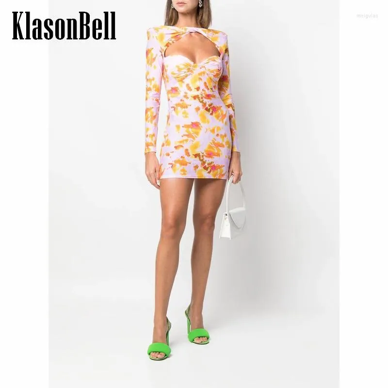 Casual Dresses 1.4 Klasonbell tryck Slim Dress Women Sexig ihålig älskling hals vestido