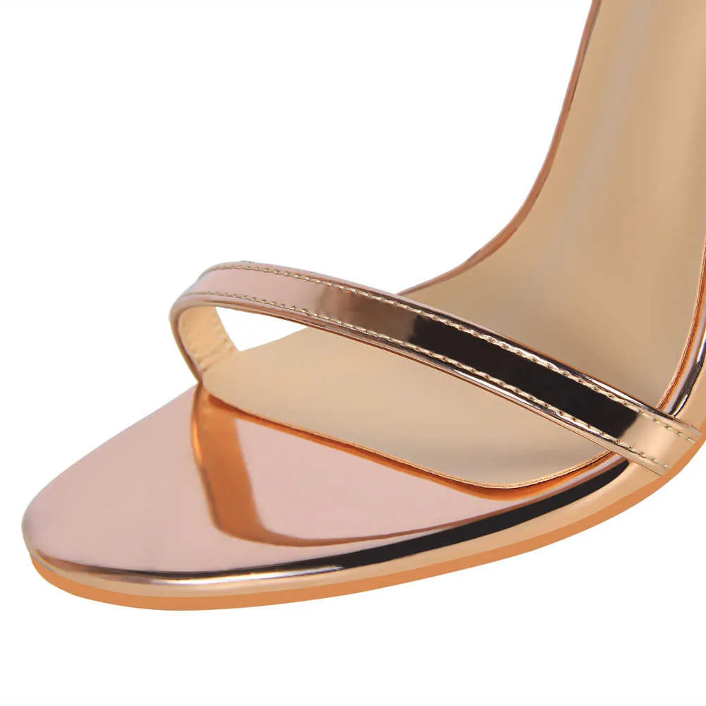 Scarpe eleganti 2019 Estate Moda Donna Sexy Fetish 11cm Sandali con tacco alto Donna Punta aperta Sandali con cinturino incrociato in oro nero Scarpe