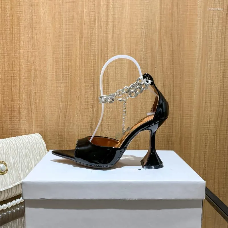 Kleedschoenen Strïvinestone omketting keten Sandalen Zomer open-tenen met hoge hakken Patent lederen wijnglazen hakken vrouwen met dames