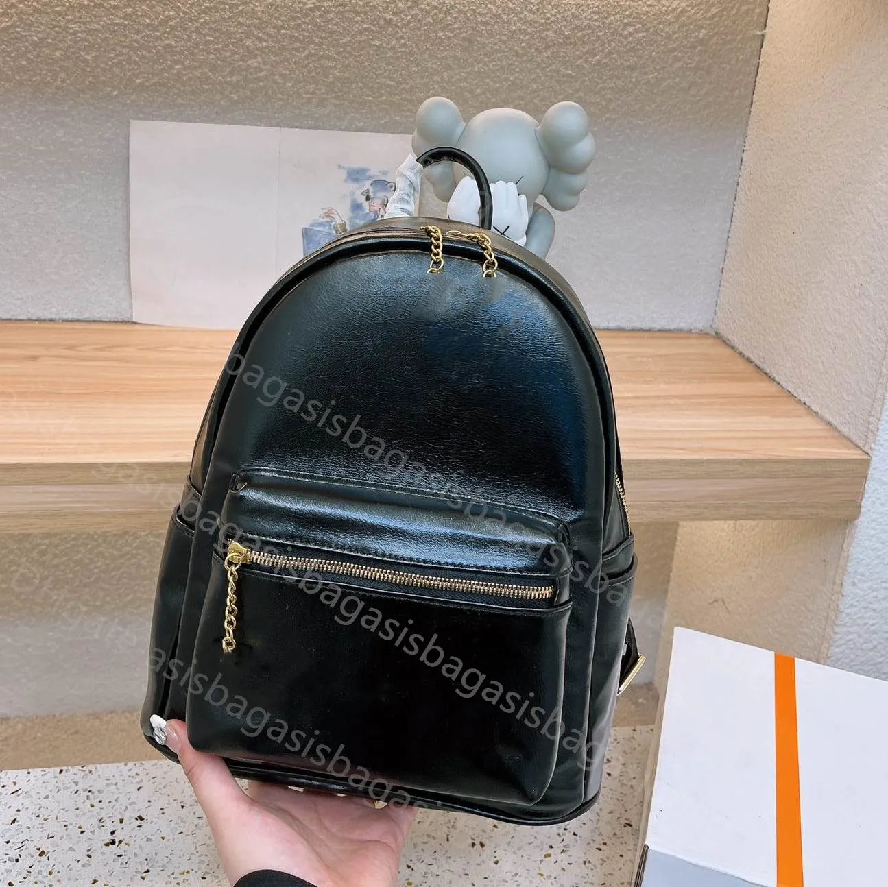 2023 Primavera Nero Donne Borsa con coulisse Zaino CC Zaino Borsa in pelle di vacchetta Donna Borsa per pannolini Portamonete Titolare della carta Borsone di design 11749