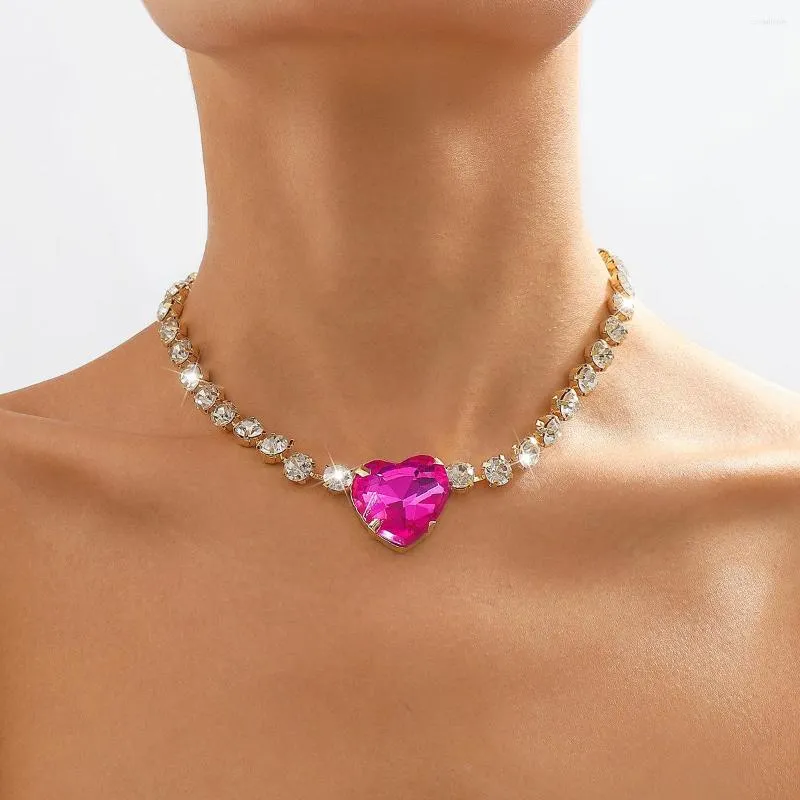 Collier ras du cou en forme de cœur en cristal rouge pour femmes, amoureux, strass, chaîne de clavicule, bijoux mignons, cadeaux