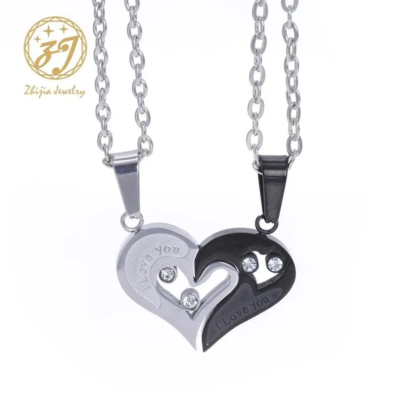 Catene Zhijia 2pcs a forma di cuore "I Love You" Couple in acciaio inossidabile Amantesimi Mezzo cuore Collana a pendente puzzle un paio