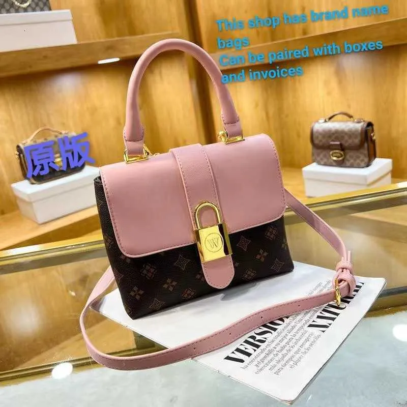 Lagra Clearance Promotion Handbag Online Export 2023 Ny Special Fashion Leather Lock Bag One Shoulder Cross Body Portable Women's Belt