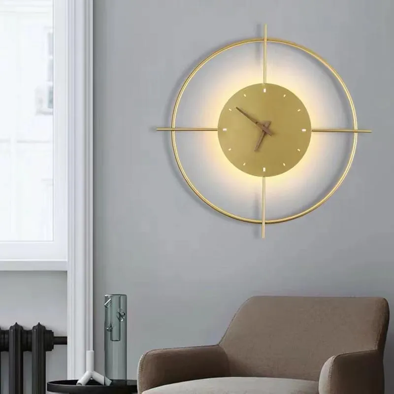 Lampy ścienne Nordic Art Clock Projekt Lampa LED Creative Aile Sypialnia Sypialnia salon Dekoracja Tło Oświetlenie kinkiet