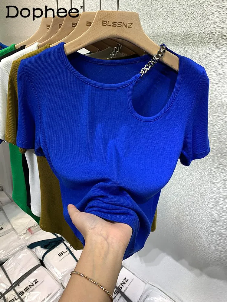 T-shirts pour femmes Sexy hors de l'épaule à manches courtes pour les femmes 2023 mode d'été irrégulière Chic évider minceur bleu t-shirt Top femmes