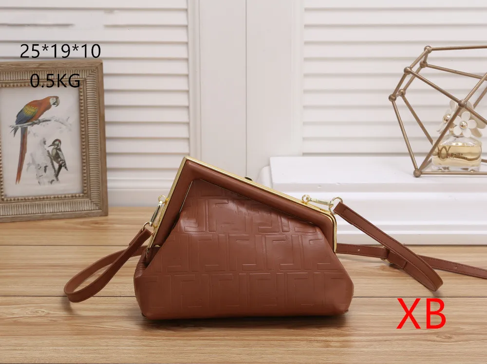 Women's Waist Bags new style shoulder bag European and American simple messenger bag popular metal clip bag for women