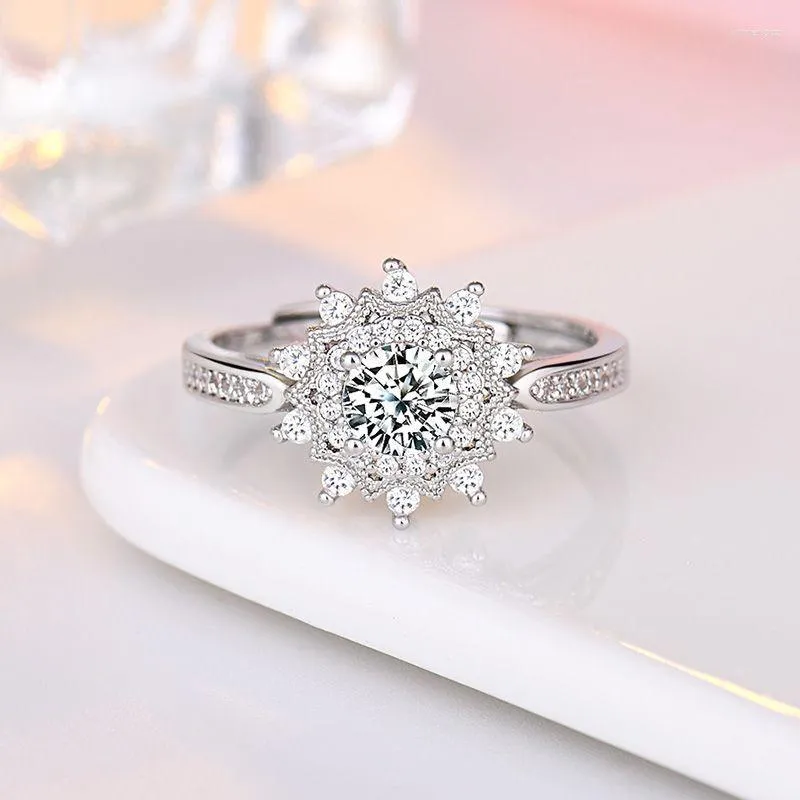 Wedding Rings Uunico 2023 Creatieve Moissanite Snowflake Ring European en American Diamond Opening verstelbare damesringen.