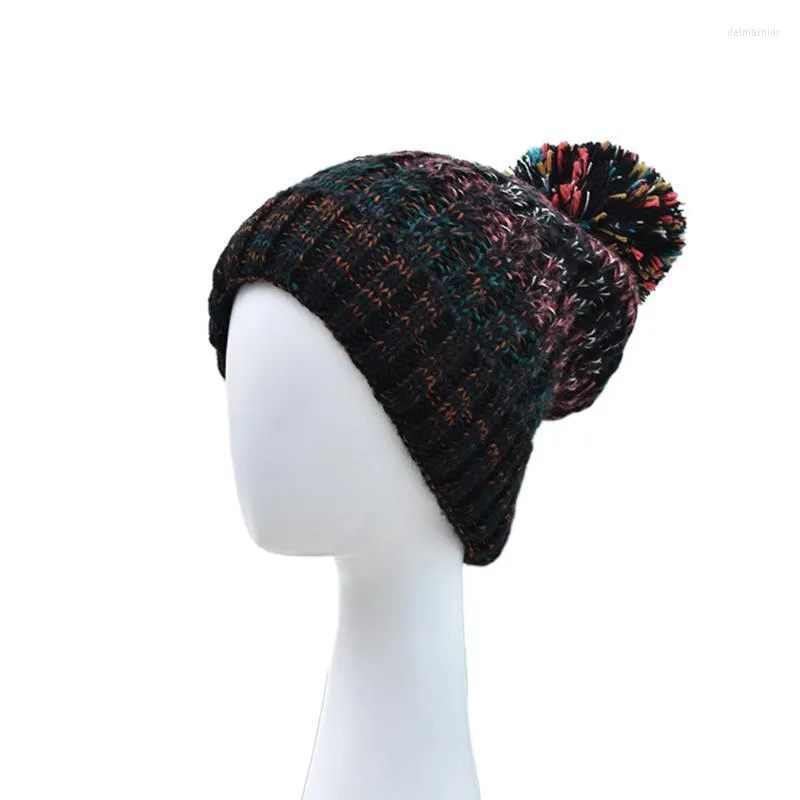 Bonnets Bonnet/Crâne Casquettes Couleur Mixte Pompon Neige Adulte Automne Hiver Décontracté Tricoté Épaissir Chaud Doux Décoration Extérieur Femmes Bonnet Cour