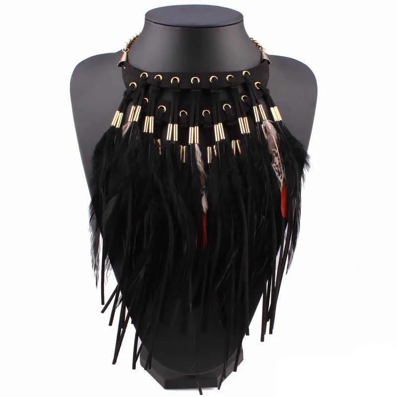 Pendant Necklaces Fashionable New Design Autumn Chunky Statement Necklace Chain Pendant Choker Feather Necklace for Women Christmas Gifts G230206