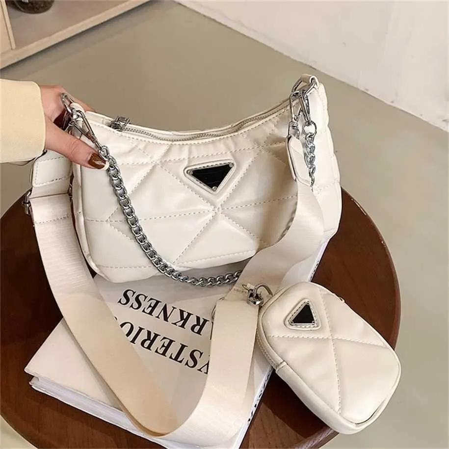 2023 Portemonnees Opruiming Outlet Online Verkoop van hoogwaardige trendy dames 2023 Hot Fashion Bags Dit jaar Ins Sense Belt veelzijdige onderarm