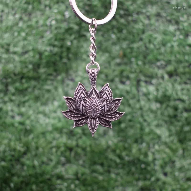 Keychains 1pcs Lotus Mandala Flower Keychain Yoga Zen Buddhism Religious Amulet Jewelry Gift For Women