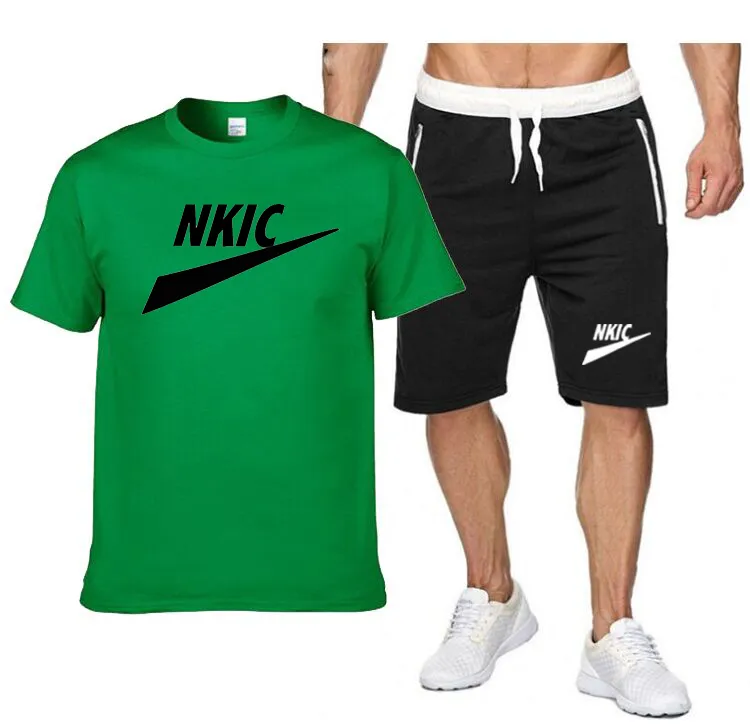 Survêtements d'été pour hommes Fitness Séchage rapide Shorts décontractés Tenue Ensembles Imprimer Cool Tees Hommes sport Survêtement 2 pièces ensemble Marque LOGO Imprimer