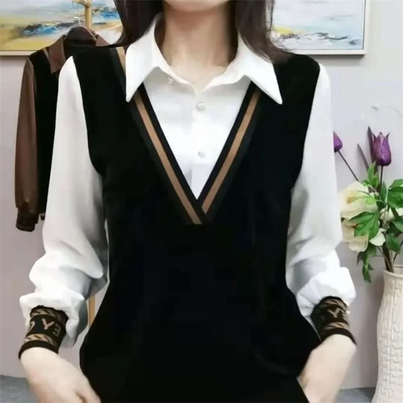 Blusa da moda da mãe feminina Blusa coreana da primavera falsa de duas camisas Tops Roupas Pullover de colarinho quadrado Camisa com fundo 4xl 230206