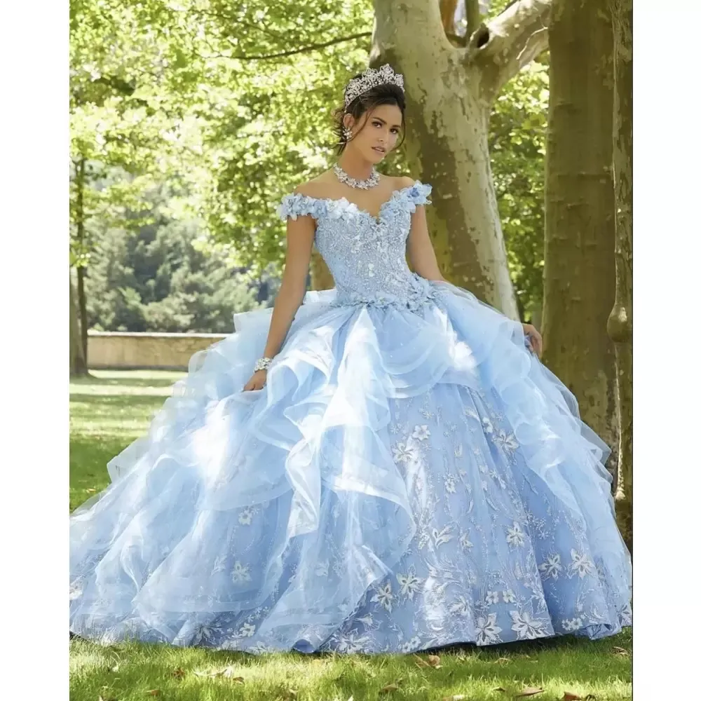 Abito da principessa Quinceanera azzurro cielo 2023 con spalle scoperte Applicazioni di paillettes Fiori Festa dolce 16 Abito Abiti da 15