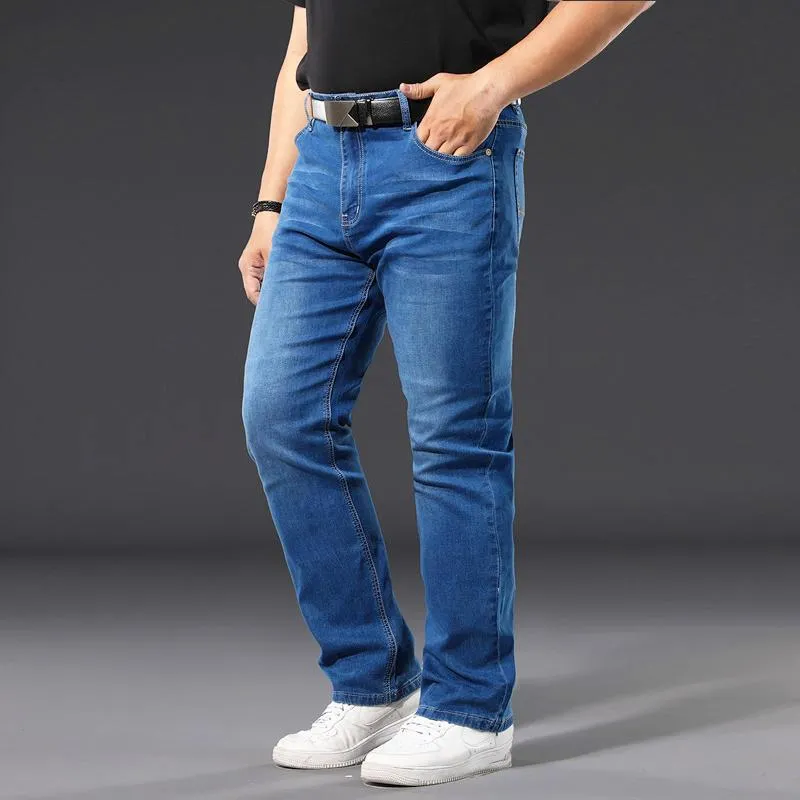 Jeans da uomo di marca blu taglie forti pantaloni di jeans larghi casual da lavoro classici di moda pantaloni a gamba dritta elasticizzati di colore puro