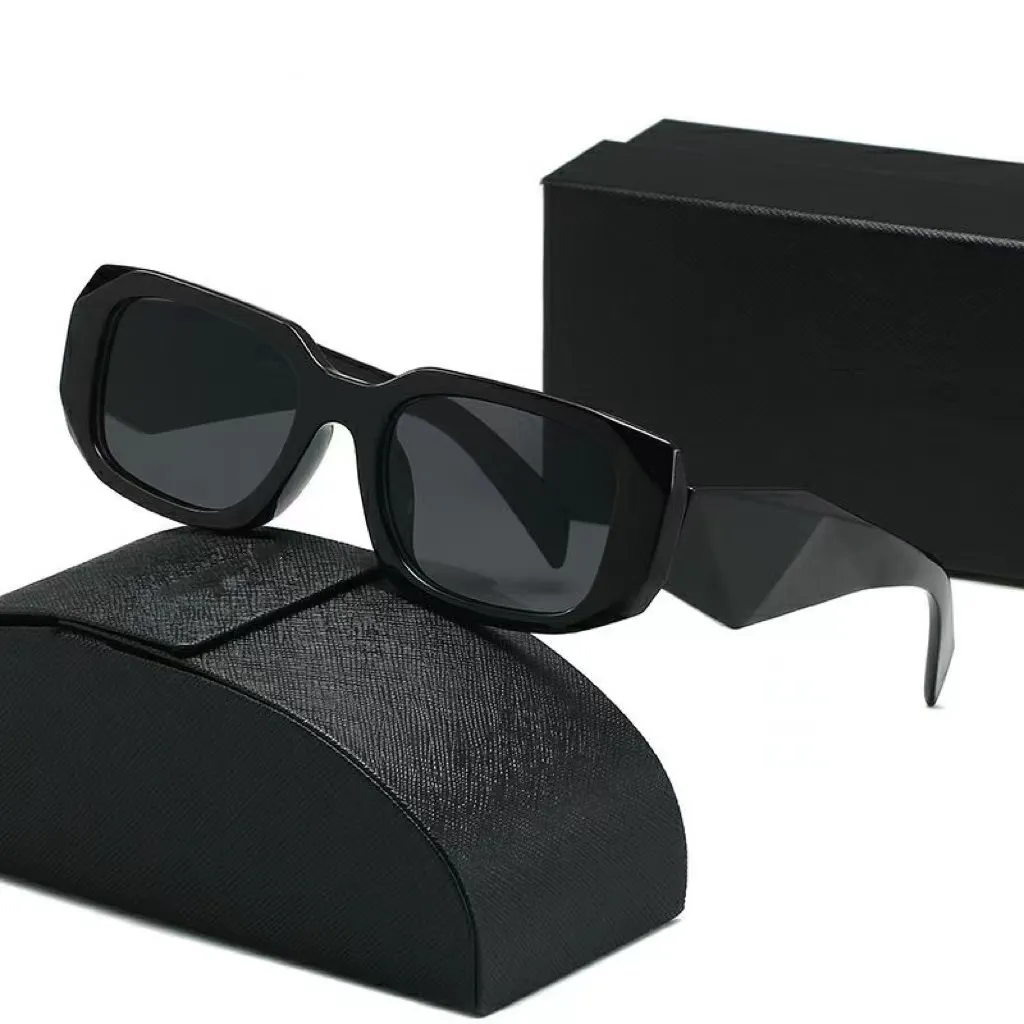 Occhiali da sole di design maschile per donne occhiali da sole di lusso Fashion Outdoor Classico Small Frame Goggles Sport Shade con occhiali da sole designer in scatola