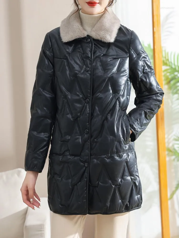 여자 트렌치 코트 Argyle PU Leahter Winter Coat for Women Outwear Female Clothing 따뜻한 긴 소매 모피 칼라 솔리드 다운 재킷 파파