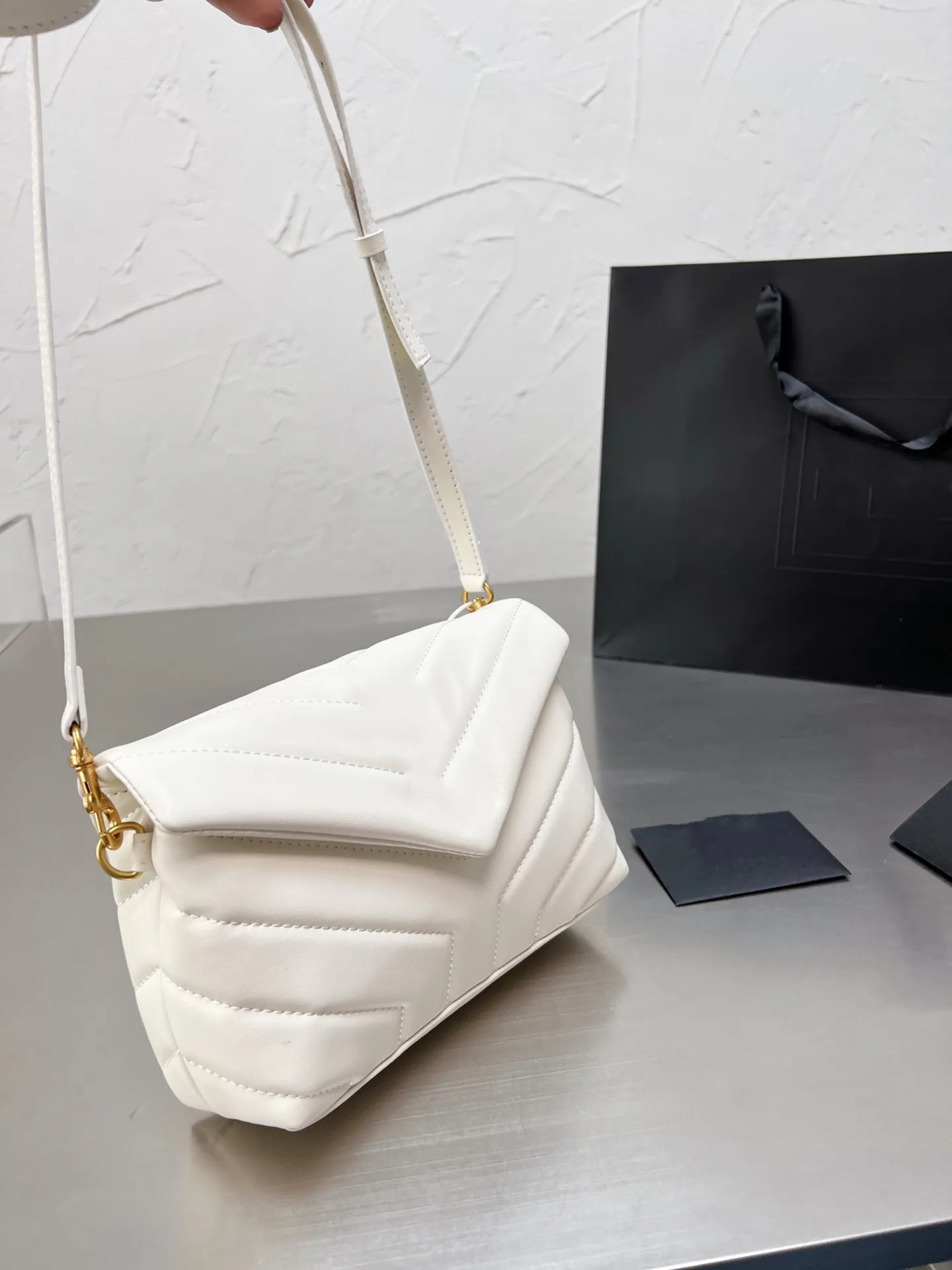 Torba Messenger Modna torba na ramię Crossbody Bag w torbie Łańcuchowe klasyczne logo duża pojemność torebka skórzana v wzór luksusowy torebka marka torba projektantka