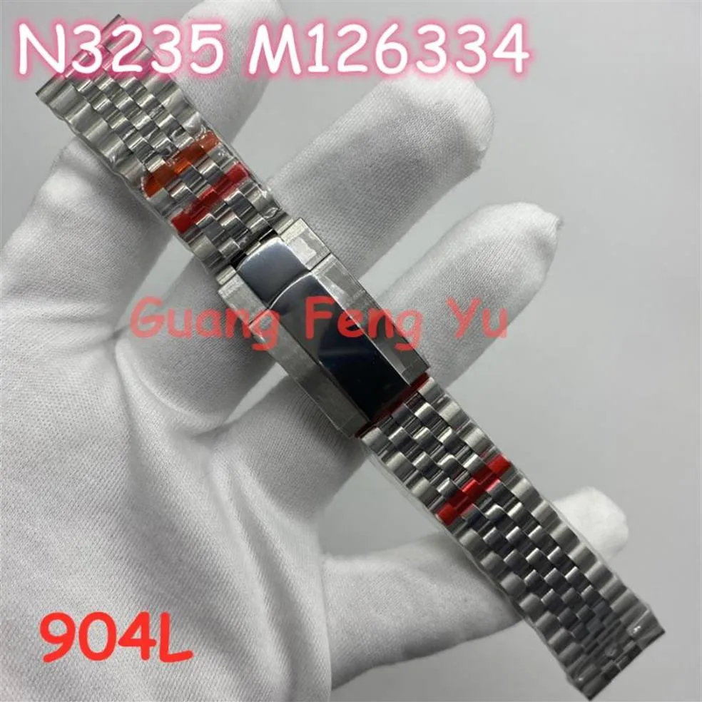 Titta på Bands Factory Original 904L Steel Strap M126334 är tillämplig spännkod 5LX194J