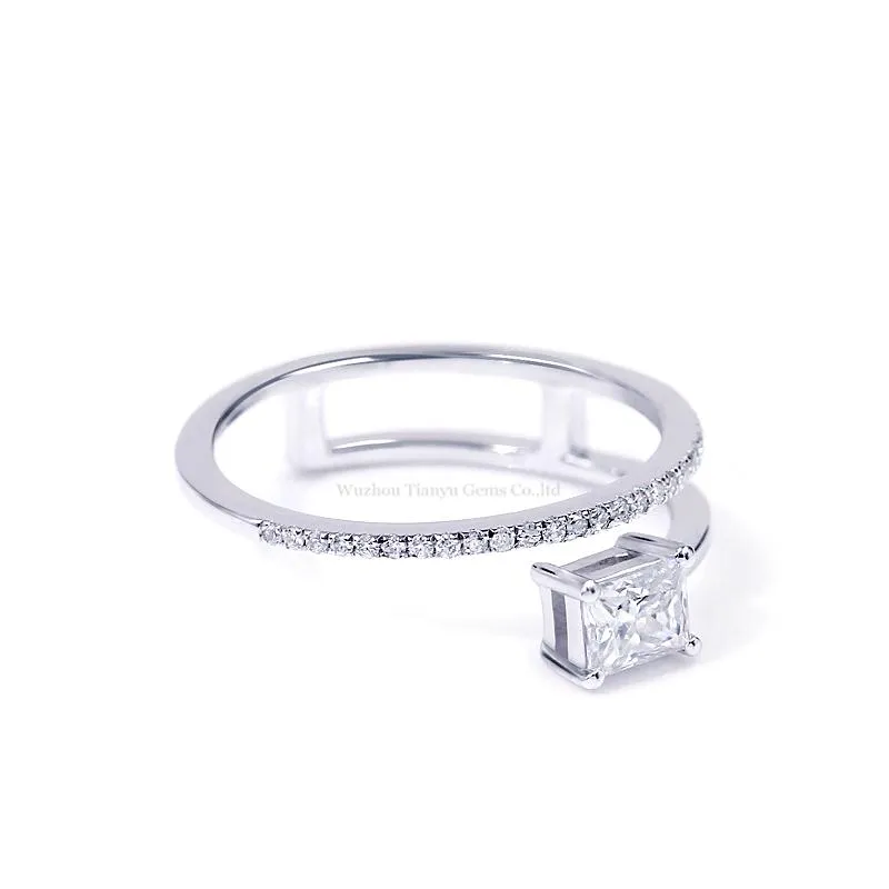 Bagues de cluster Tianyu Gems 925 Bague en argent Bijoux Coussin 3,5 4,5 mm Diamant blanc Moissanite Cadeaux de fête de mariage pour femmes filles