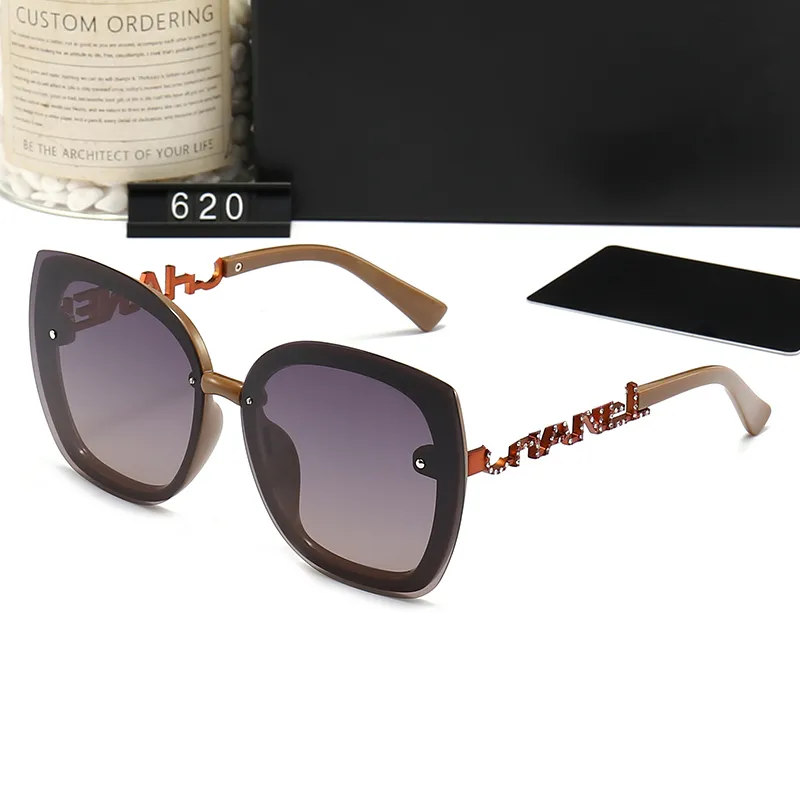 Designer Sunglasses 620 Brand Glasses Outdoor Shades 2023 PC Farme Fashion Classic Ladies luxury Sunglass Mirrors for Women