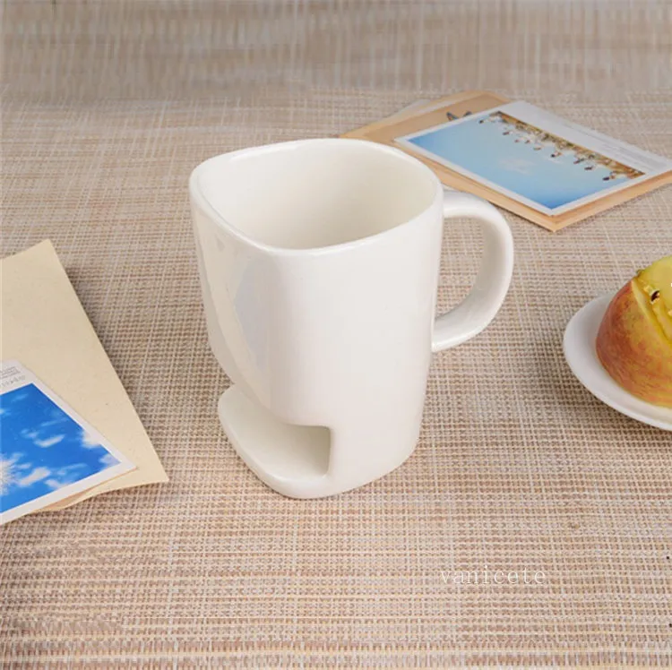 Ceramic Mug White Coffee Tea Biscuits Milk Dessert Cup Tea Cup Side Cookie Pockets Holder For Home Office Mugs LT218
