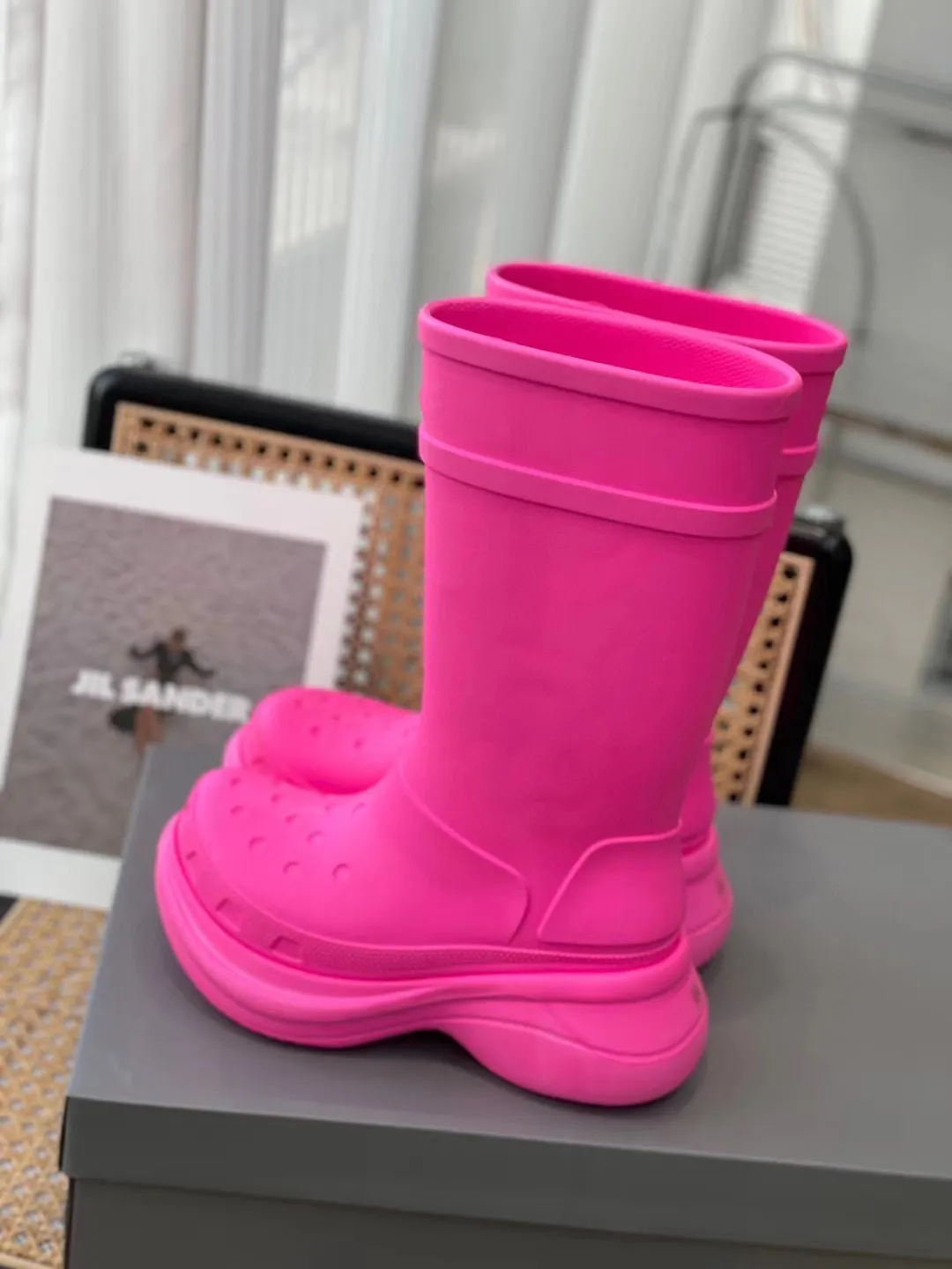 أزياء Womens Rain Boots المصممين أحذية سميكة أسفل الجوارب منصة المطاط