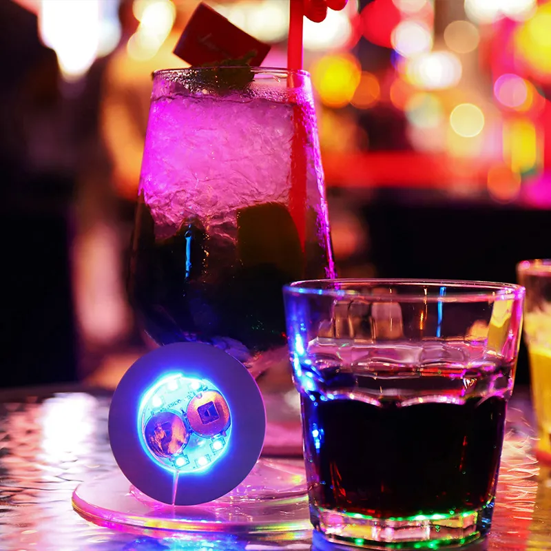 LED Coaste Light Up Coasters LED's flessenlichten aan/uit wegwerp Coaster Waterdichte lichtcoaster flessen Coastery voor feestjes bruiloften bar date wijngebruiken