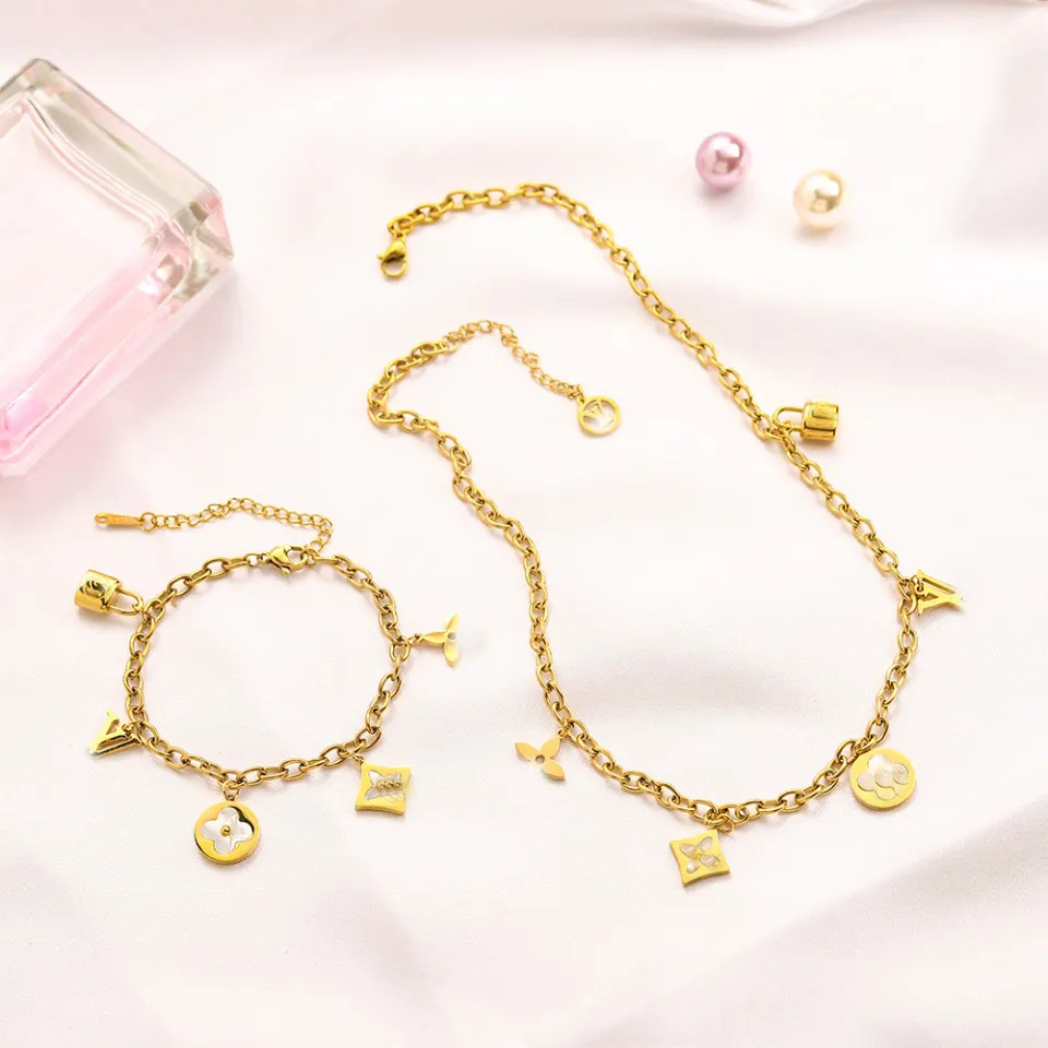 Nunca desaparecendo banhado a ouro marca designer pingentes colares flor pulseira de aço inoxidável carta gargantilha pingente colar corrente jóias acessórios
