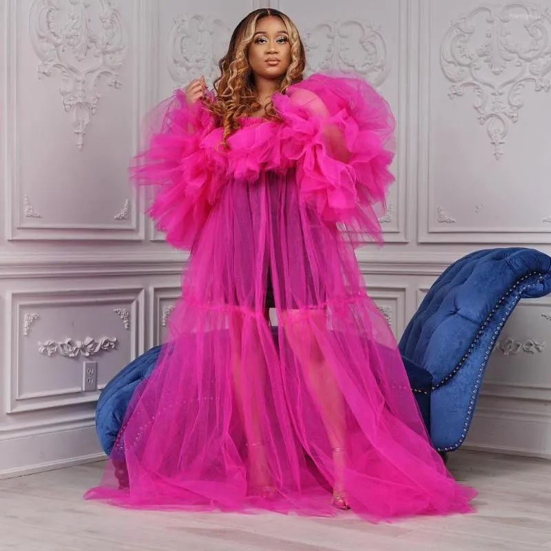 Robes décontractées Fuchsia See Thru Tulle Robe Puffy Manches Volants de l'épaule Femmes Robes de naissance pour Po Shoots Robes