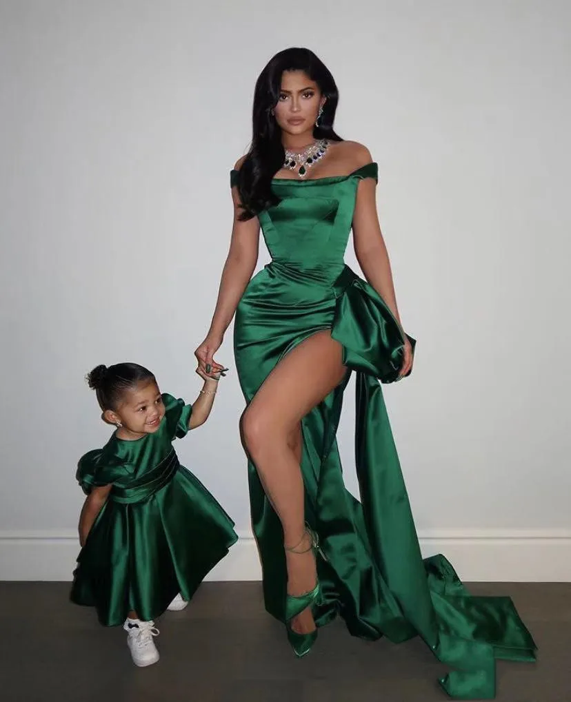 Robes de soirée Sexy hors épaule soirée Kylie Jenner célébrité robes de bal côté fente Peplum arabe robe formelle 230208