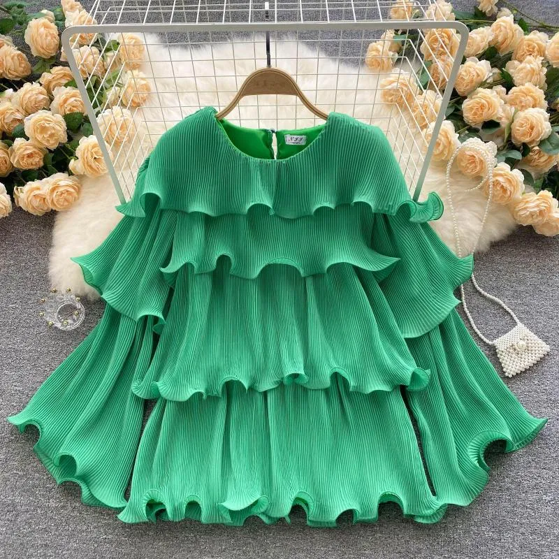 Kvinnors blusar och toppar 2023 High Street Fashion Women Tiered Pleated Ruffle Blue Long Sleeve Top Round Neck Elegant