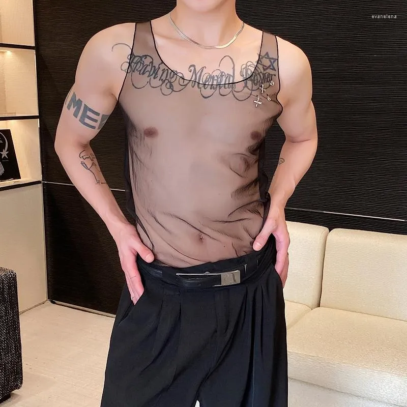 남자 탱크 탑 2023 스프링 여름 나이트 클럽 패션 섹시 메쉬 맨 탑 남성하라 주쿠 시프 스루 겉옷